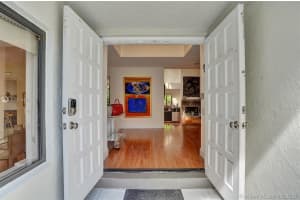 1900 S Oak Haven Cir, Miami, FL 33179, Sold 03/31/21