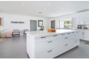271 191st Terrace, Sunny Isles Beach, FL 33160, Sold 02/19/21