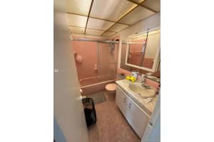 926 Michigan Ave, Miami Beach, FL 33139, Sold 08/03/20