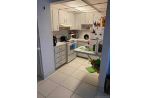 926 Michigan Ave, Miami Beach, FL 33139, Sold 08/03/20