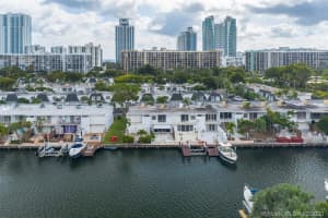 707 NE 26th Ave, Hallandale Beach, FL 33009, Sold 04/06/20