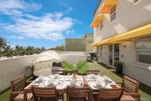 834 Ocean Dr, Miami Beach, FL 33139, Sold 06/23/20