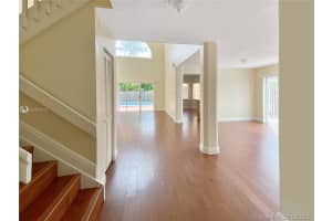 8244 NW 201st St, Hialeah, FL 33015, Sold 04/29/20