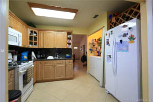 10336 SW 208th Ln, Cutler Bay, FL 33189, Sold 04/28/20