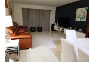 12370 NW 11th Ln, Miami, FL 33182, Sold 05/21/20