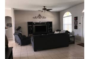 595 SE 28th Ln, Homestead, FL 33033, Sold 07/08/20
