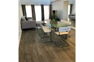 402 NW 87th Ave, Miami, FL 33172, Sold 04/03/20