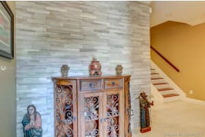 734 NE 7th Ave, Fort Lauderdale, FL 33304, Sold 05/12/20