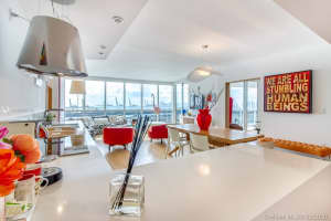 400 Alton Rd, Miami Beach, FL 33139, Sold 02/05/21