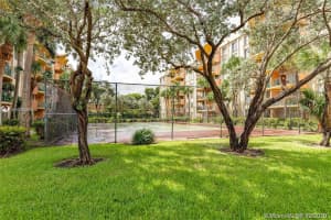 9310 Fontainebleau Blvd, Miami, FL 33172, Sold 03/25/20