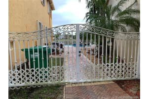 16277 SW 44th St, Miami, FL 33185, Sold 07/29/20