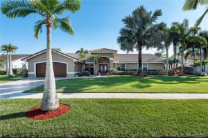 19420 NW 3rd St, Pembroke Pines, FL 33029, Sold 04/16/20