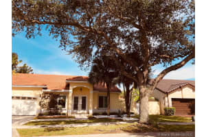 9051 NW 190th St, Hialeah, FL 33018, Sold 04/24/20