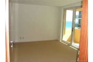 9499 Collins Ave, Surfside, FL 33154, Sold 09/10/21