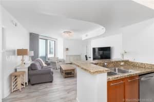 110 Washington Ave, Miami Beach, FL 33139, Sold 07/24/20