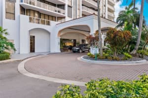 3600 Yacht Club Dr, Aventura, FL 33180, Sold 11/30/20