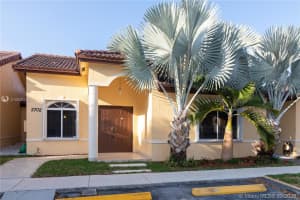 8535 NW 189th Ln, Hialeah, FL 33015, Sold 03/20/20