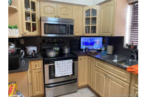 5765 W 25th Ct, Hialeah Gardens, FL 33016, Sold 04/06/20