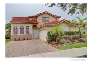 405 E Royal Cove Cir, Davie, FL 33325, Sold 07/28/20