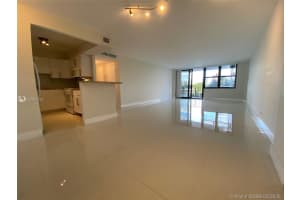 10101 E Bay Harbor Dr, Bay Harbor Islands, FL 33154, Sold 09/04/20