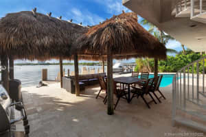 7720 Miami View Dr, North Bay Village, FL 33141, Sold 12/22/20