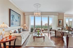 20155 NE 38th Ct, Aventura, FL 33180, Sold 06/23/21