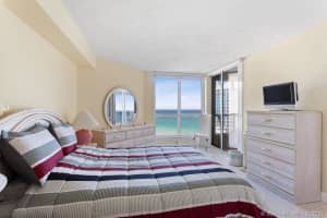 6767 Collins Ave, Miami, FL 33141, Sold 10/29/20