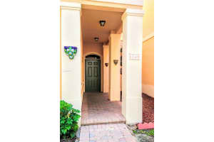 8348 NW 142nd St, Hialeah, FL 33016, Sold 07/01/20