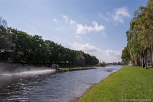 1390 Veracruz Ln, Weston, FL 33327, Sold 05/08/20