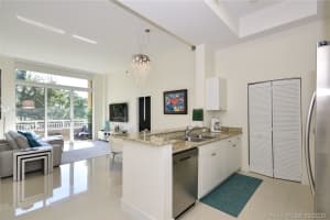 19501 W Country Club Dr, Aventura, FL 33180, Sold 05/28/20
