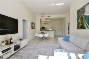 19501 W Country Club Dr, Aventura, FL 33180, Sold 05/28/20