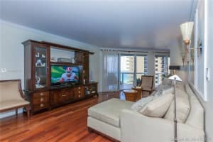 16425 Collins Ave, Sunny Isles Beach, FL 33160, Sold 10/30/20