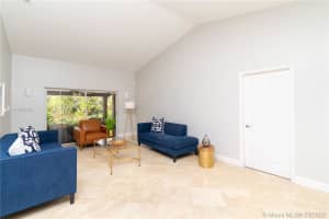 19999 SW 3rd Pl, Pembroke Pines, FL 33029, Sold 04/06/20