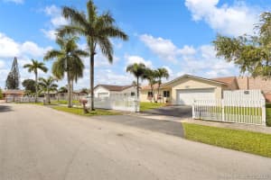 12285 SW 257th Terrace, Naranja, FL 33032, Sold 04/06/20