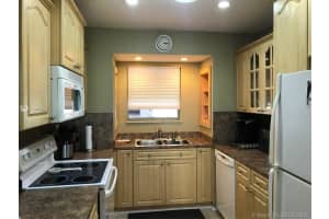 201 178th Dr #508, Sunny Isles Beach, FL 33160, Sold 12/08/20