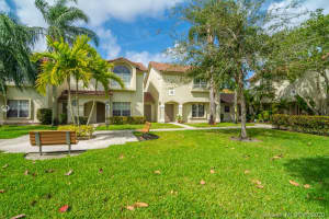 10847 NW 3rd Ct, Pembroke Pines, FL 33026, Sold 03/30/20