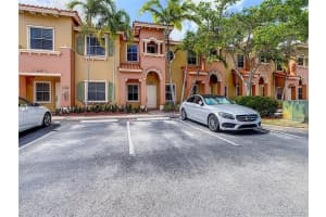 726 SW 107th Ave, Pembroke Pines, FL 33025, Sold 11/16/20