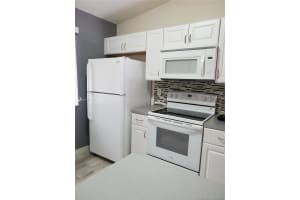 8013 Lake Dr, Doral, FL 33166, Sold 04/21/20