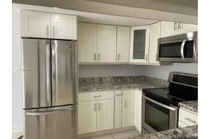 6820 SW 45th Ln, Miami, FL 33155, Sold 04/10/20