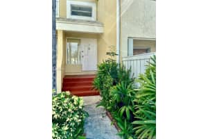6820 SW 45th Ln, Miami, FL 33155, Sold 04/10/20