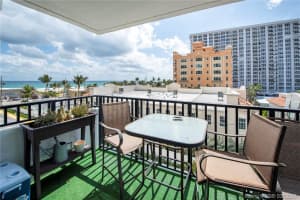 525 N Ocean Blvd, Pompano Beach, FL 33062, Sold 08/11/20