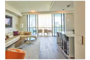 3250 NE 188th St, Aventura, FL 33180, Sold 12/10/20
