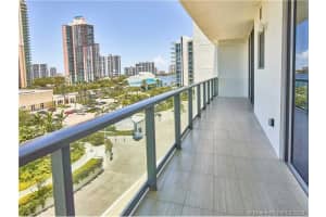 3250 NE 188th St, Aventura, FL 33180, Sold 12/10/20