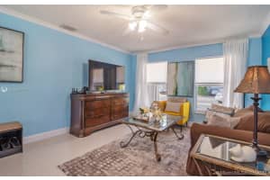 274 SW 159th Ave, Sunrise, FL 33326, Sold 04/09/20