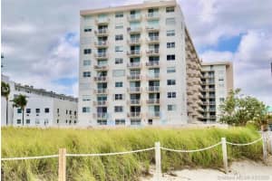 345 Ocean Dr, Miami Beach, FL 33139, Sold 12/15/21