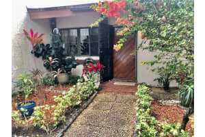 590 NE 199th Terrace #2y, Miami, FL 33179, Sold 12/09/20