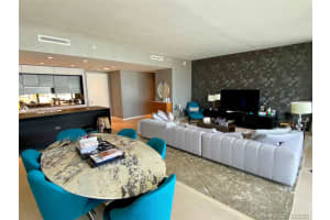 300 Collins Ave #4a, Miami Beach, FL 33139, Sold 04/18/21