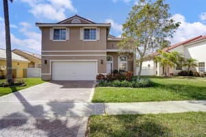 324 SW 191st Ave, Pembroke Pines, FL 33029, Sold 05/11/20