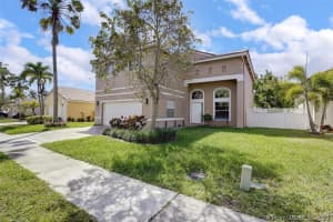 324 SW 191st Ave, Pembroke Pines, FL 33029, Sold 05/11/20