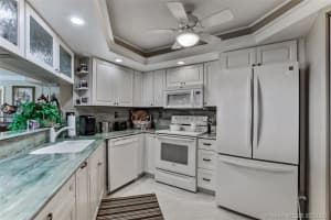 9550 S Ocean Dr, Jensen Beach, FL 34957, Sold 09/03/20